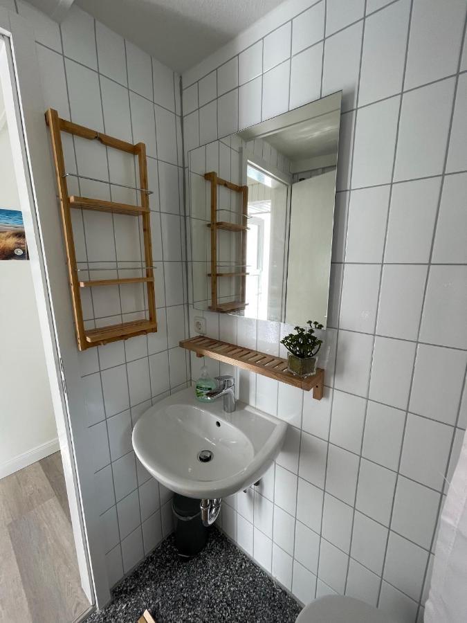 Juna Laboe Extérieur photo